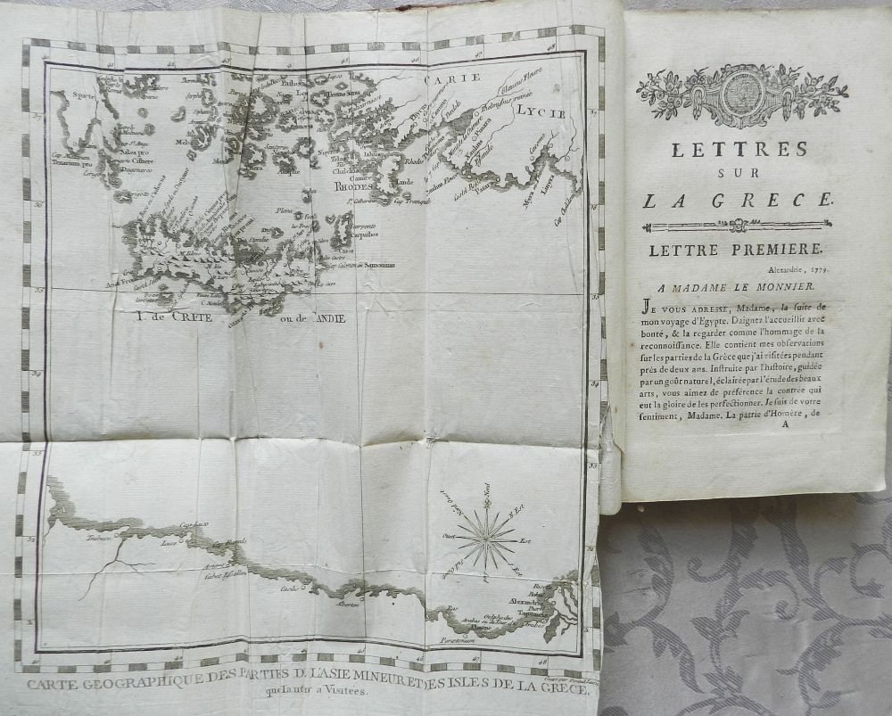 île des cyclades en 3 lettres